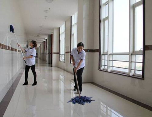 別墅保潔多少錢(qián) 富陽(yáng)別墅保潔 杭州華榮物業(yè)